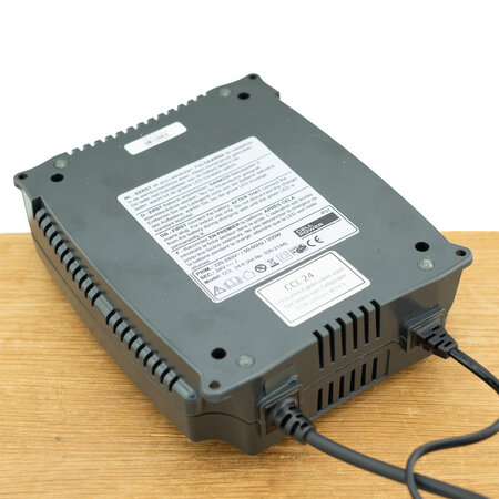 Cellpower Acculader 24V 6A - Lithium