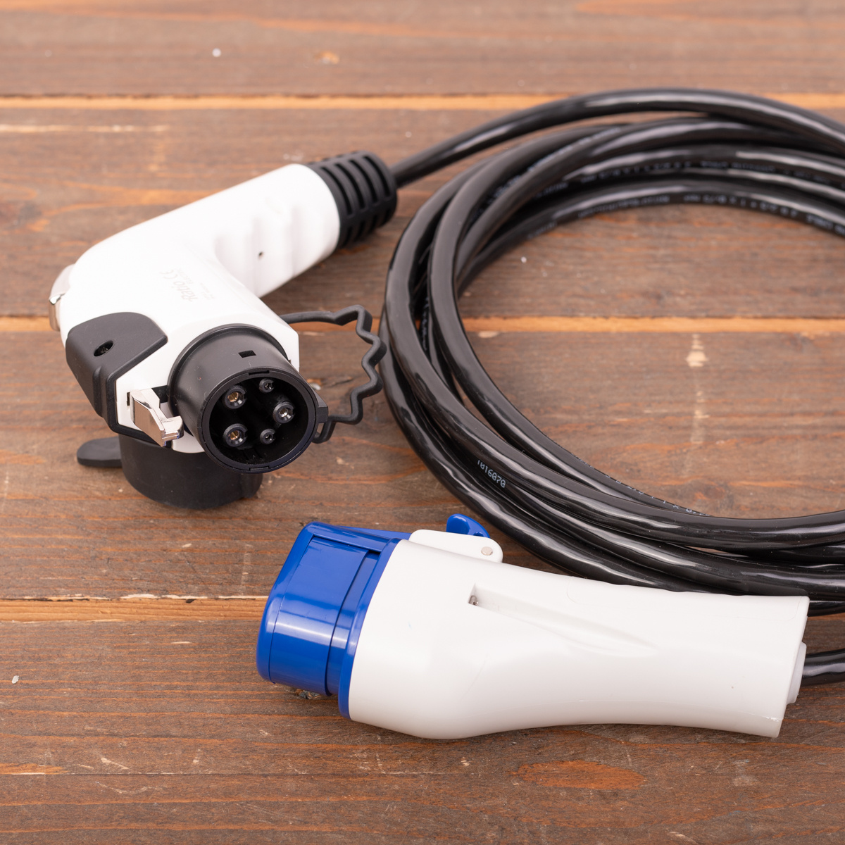 Laadkabel type 1 naar type 3 - 1 fase 16A - 4 meter