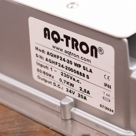 AQ-TRON Hoogfrequent Acculader 24V 20A - SLA