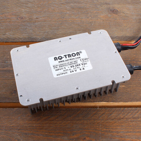 AQ-TRON Hoogfrequent Acculader 24V 10A - WET