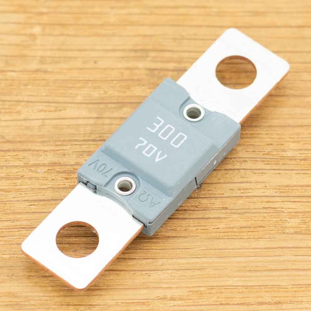 Schroefzekering 300A MEGA - Maximaal 70V