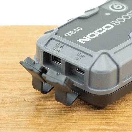 Noco Genius GB40 Lithium Plus Jumpstarter 1000A