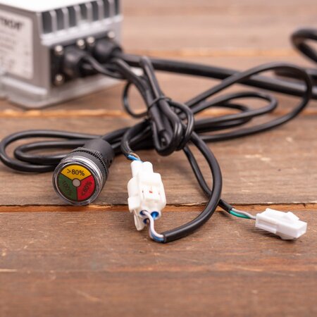 AQ-TRON Hoogfrequent Acculader 36V 20A - SLA