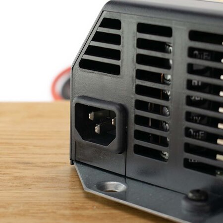 Zivan NG1 Hoogfrequent Acculader 48V 22A