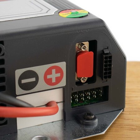 Zivan NG1 Hoogfrequent Acculader 72V 12A