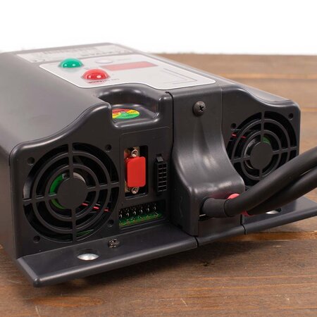 Zivan NG7 Hoogfrequent Acculader 48V 120A