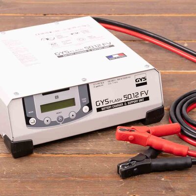 GYS acculader met voeding GYSFLASH 50.12 FV