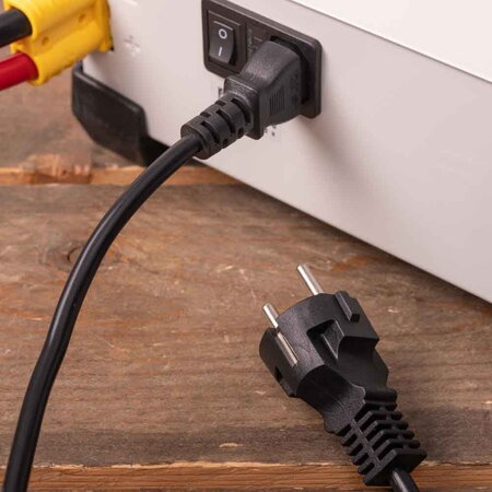 GYS multifunctionele acculader met voeding GYSFLASH 50.12 FV | 50A