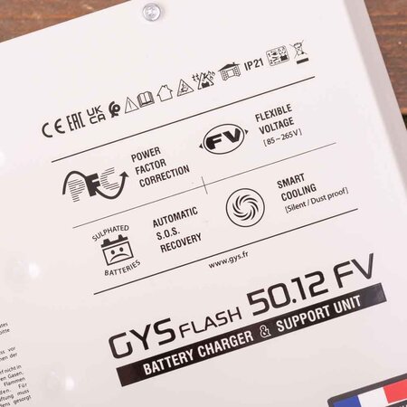 GYS multifunctionele acculader met voeding GYSFLASH 50.12 FV | 50A