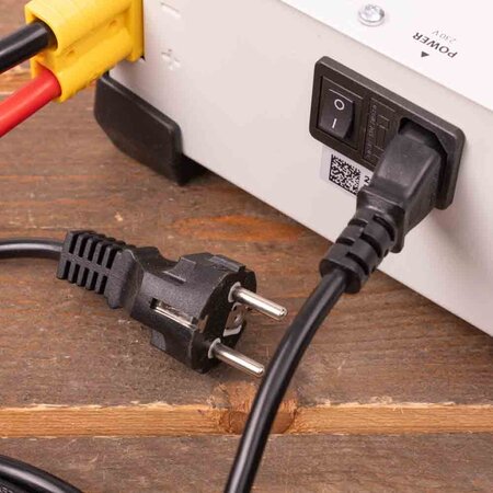 GYS acculader met voeding GYSFLASH 101.12 CNT | USB / SMC | 100A | 5M kabels