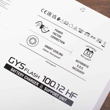 GYS multifunctionele acculader met voeding GYSFLASH 100.12 HF | 100A | 5M kabels