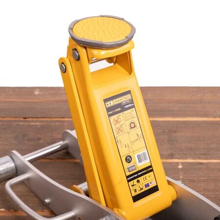 WINNTEC M411355 Garagekrik 1,5T