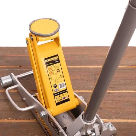 WINNTEC M411355 Garagekrik 1,5T