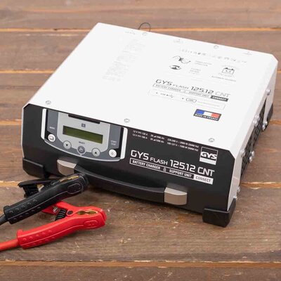 GYS acculader met voeding GYSFLASH 125.12 CNT FV 5M