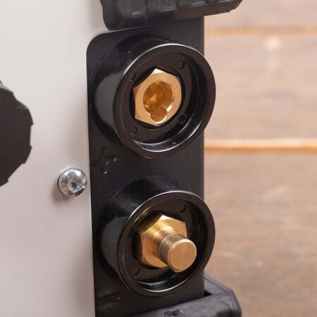 GYS acculader met voeding GYSFLASH 103.24 CNT FV | USB / SMC | 100A | 5M kabels | Muurbevestiging