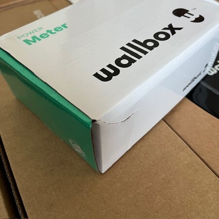 Wallbox Pulsar Plus 22 kW - Complete Kit - EV Laadstation Zwart type 2 met vaste rechte laadkabel - Retour