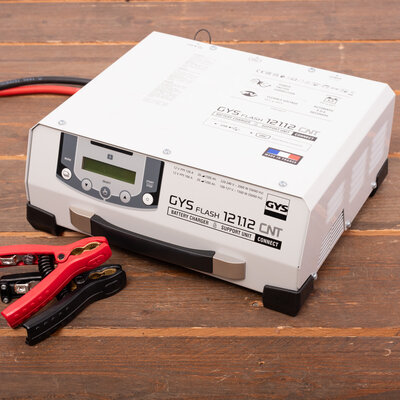 GYS acculader met voeding GYSFLASH 121.12 CNT FV 5M