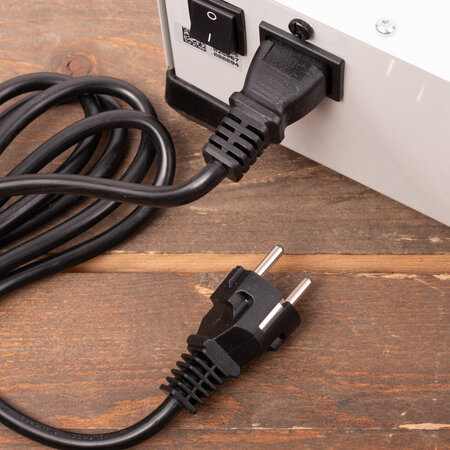 GYS acculader met voeding GYSFLASH 101.24 CNT FV | USB / SMC | 100A | 5M kabels