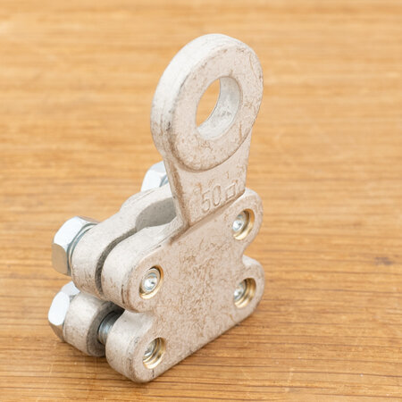 Kabeloog Messing Vertind 50mm2 Ø10mm Schroefaansluiting