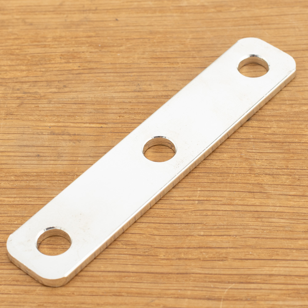 DCM 3 weg Linkplaat 600A - 50mm hart op hart