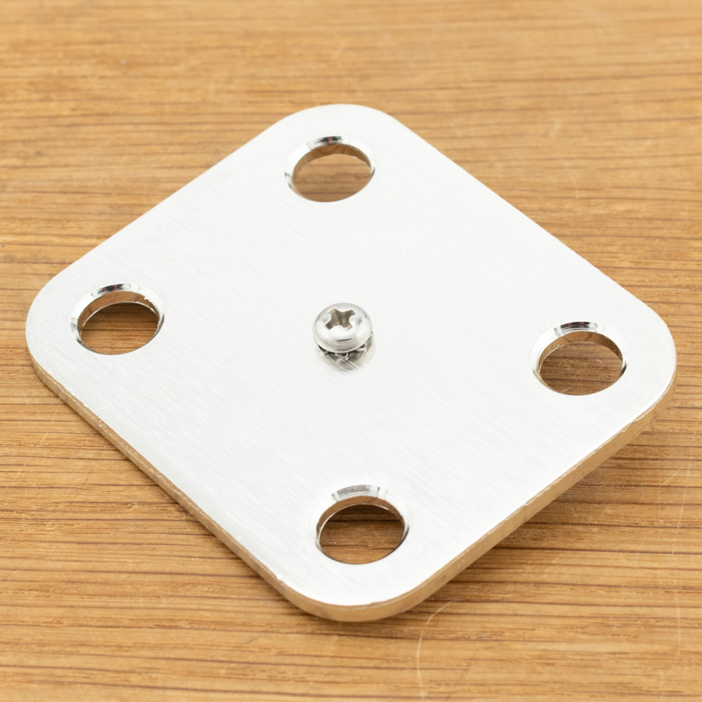 DCM Linkplaat 2x2 600A per aansluitpunt