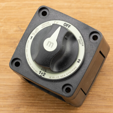 Blue Sea Systems Accuschakelaar 300A 1-beide-2 - M 6007200 - Zwart