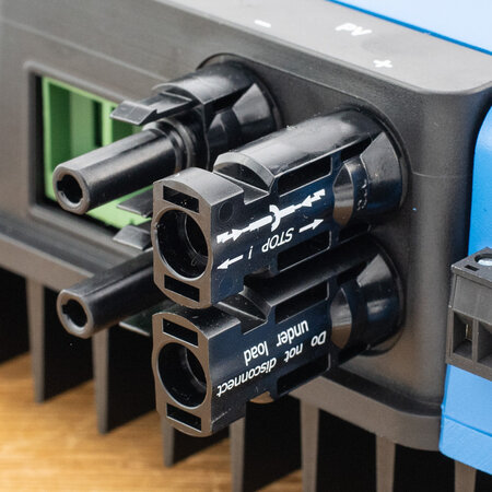 Victron SmartSolar MPPT 250/60 - MC4 Solar Laadregelaar