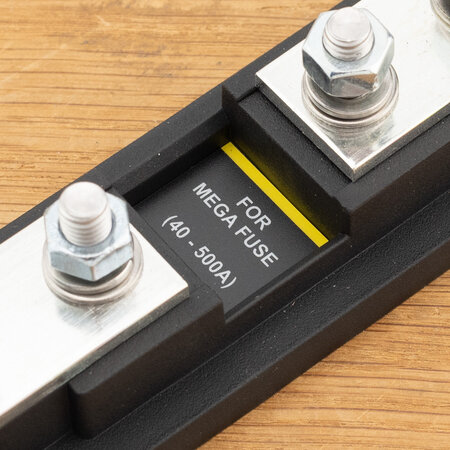 TBS DCM Zekeringhouder voor MEGA zekering - M8 500A