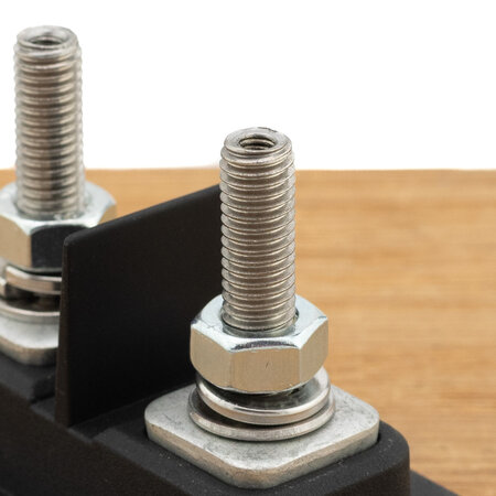 TBS DCM 2xM8 Dual Stud 60V - Dubbel Verdeelpunt