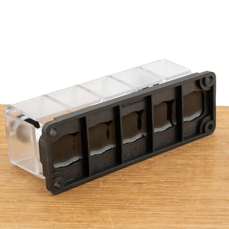 TBS DCM Busbar 5xM8 60V 600A