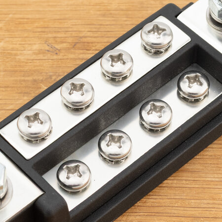 TBS DCM Busbar 8xM6 + 2xM8 60V 600A