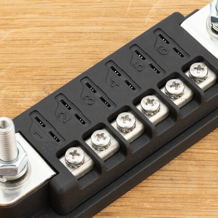 TBS DCM zekeringdistributie 6 x steekzekering/ ATO 60V 30A