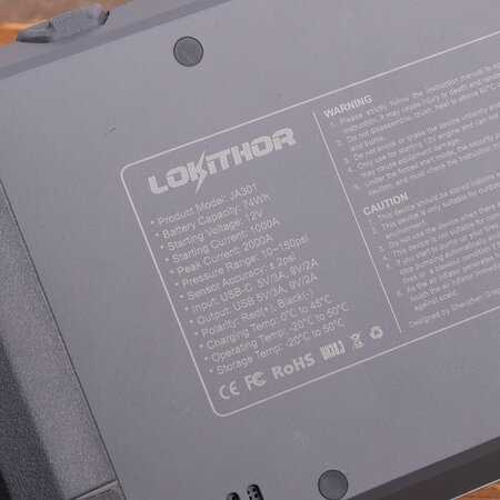 Lokithor JA301 Jumpstarter 2000A + Luchtcompressor