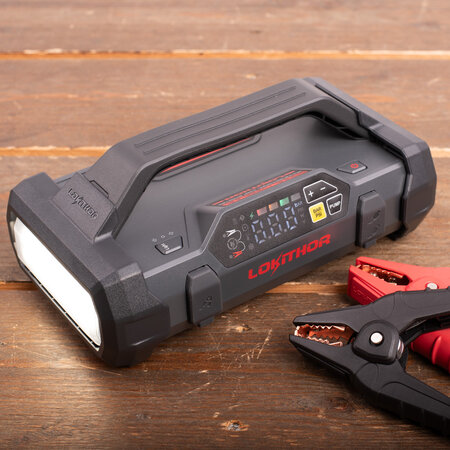 Lokithor JA301 Pro Jumpstarter 2500A + Luchtcompressor