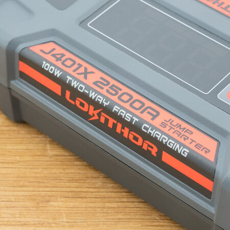 Lokithor J401X Jumpstarter 2500A