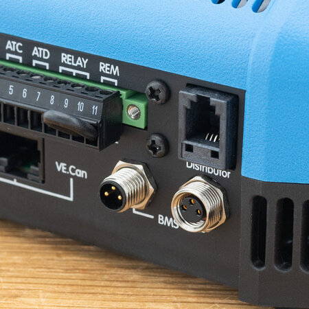 Victron Lynx Smart BMS 500 - M10