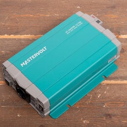 Mastervolt AC Master 12/700