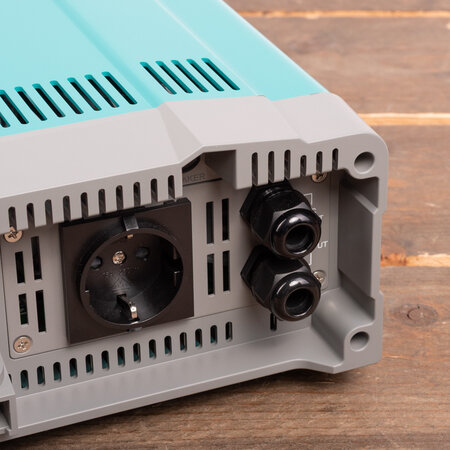 Mastervolt AC Master 12/3500 IEC (230 V)