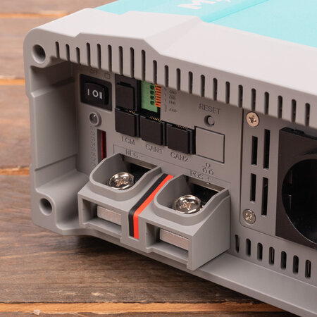 Mastervolt AC Master 12/2500 IEC (230 V)