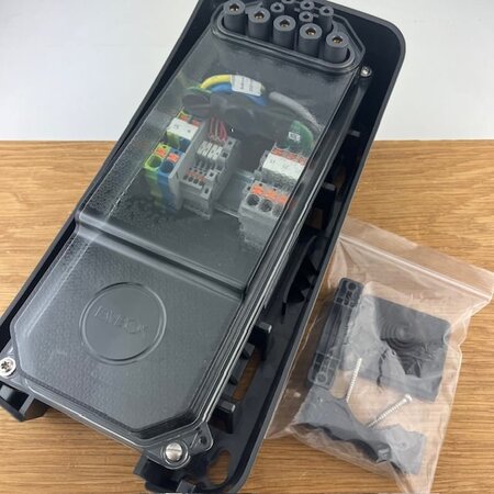 EVBox Behuizing voor Backplate van Elvi met vaste laadkabel Zwart - 1 fase 32A