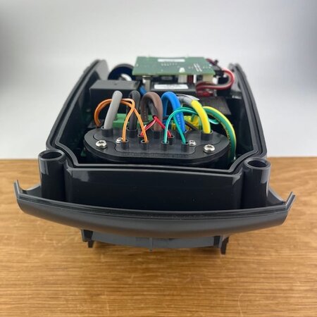 EVBox Behuizing voor Elvi met vaste laadkabel Zwart - 1 fase 32A