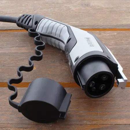 Wallbox Pulsar Pro 7,4 kW - Zwart type 1 met 5 meter vaste rechte laadkabel