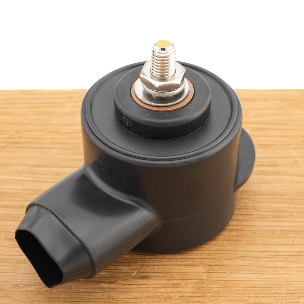 DC verdeelpunt & doorvoer M10 Zwart