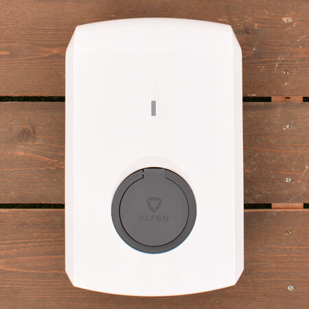 Alfen  Eve Single S-line - 3 x 32A (22kW) - Loadbalancing - Socket