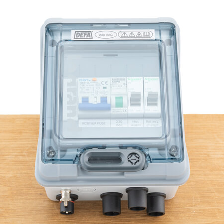 DEFA Installatieautomaat EI Central 16A 1 ingang + 3 uitgangen