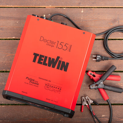 Telwin Doctor Charge 155 - 115V/230V 12V/24V