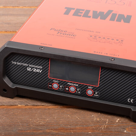 Telwin Doctor Charge 155  Connect - 115V/230V 12V/24V - complete accumanager