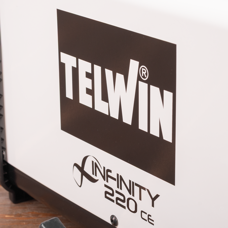 Telwin Infinity 220 MMA/ TIG inverter lasapparaat 230V ACD