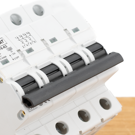 EMAT Krachtgroep B 32A 3P+N