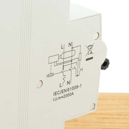 EMAT Aardlekautomaat B 32A 30mA 1P+N